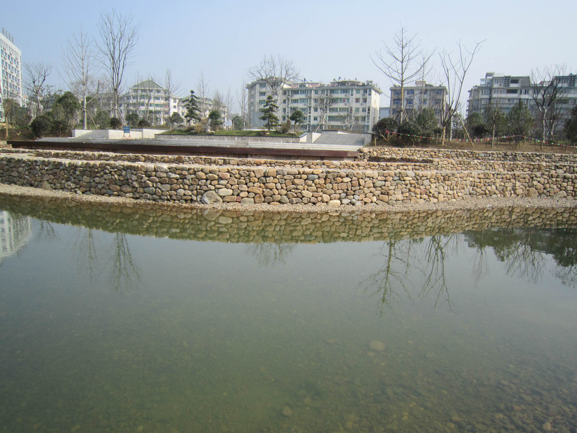 【鹅卵石景观石笼挡土墙 河卵石滤料 巧石匠石材】价格_厂家 - 中国供